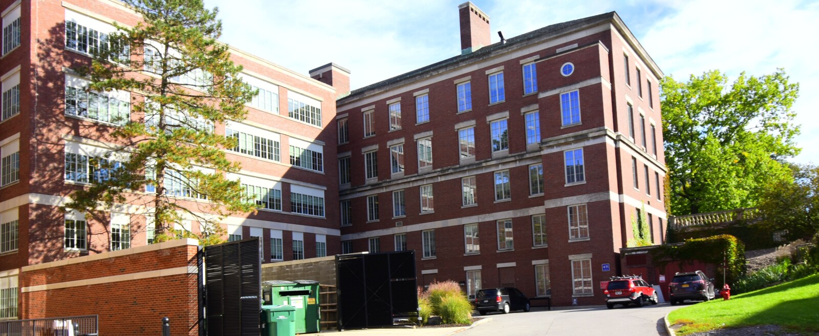Historical Aluminum Window Addition at the University of Rochester